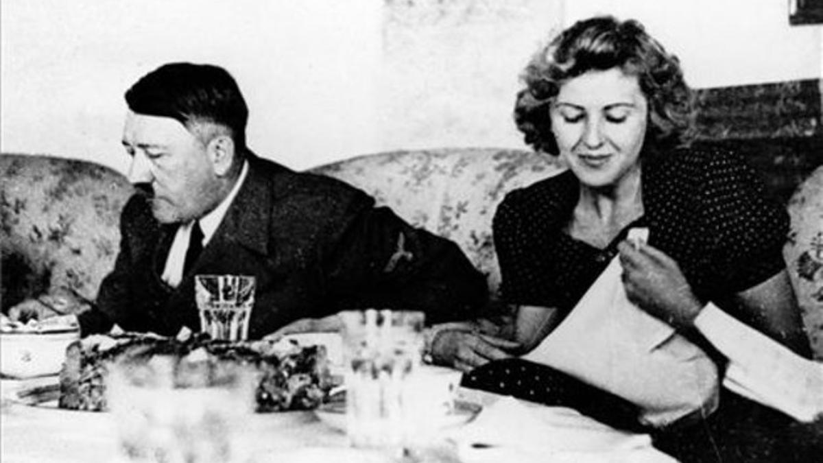 Adolf Hitler y y su esposa, Eva Braun