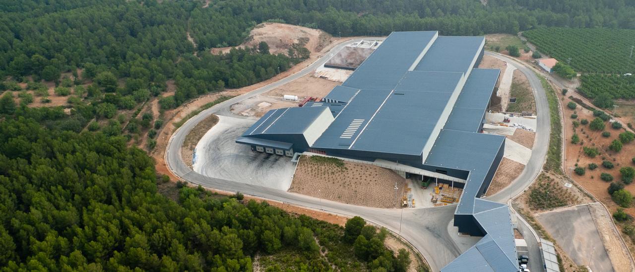 Vista aérea de las instalaciones de la planta de tratamiento de residuos.