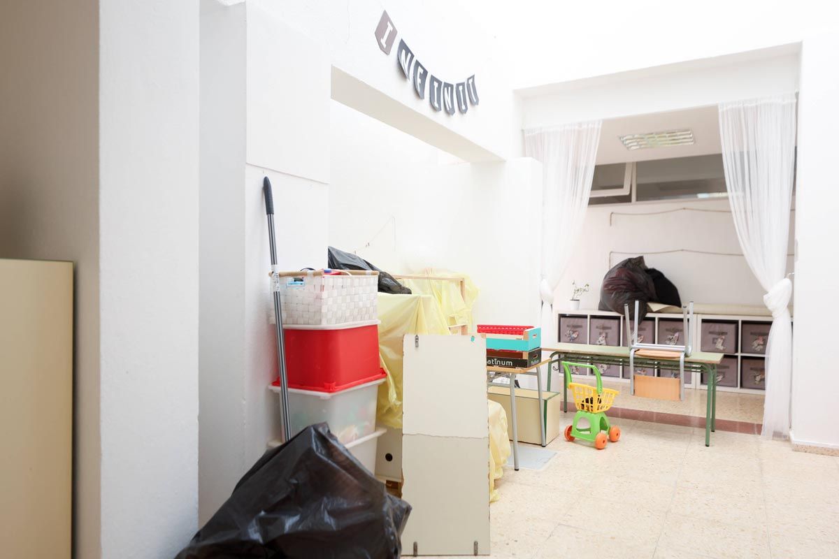 La visita al colegio Can Misses tras las inundaciones, en imágenes