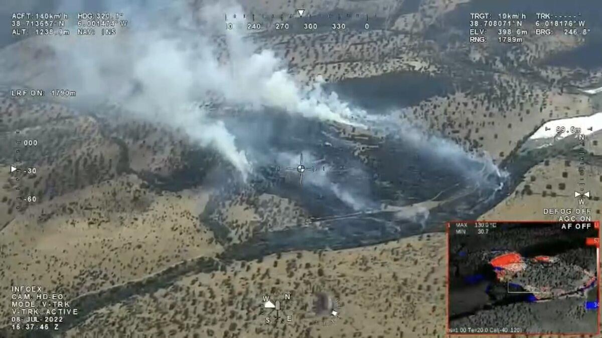 Incendio en la zona de dehesa de Oliva de Mérida.