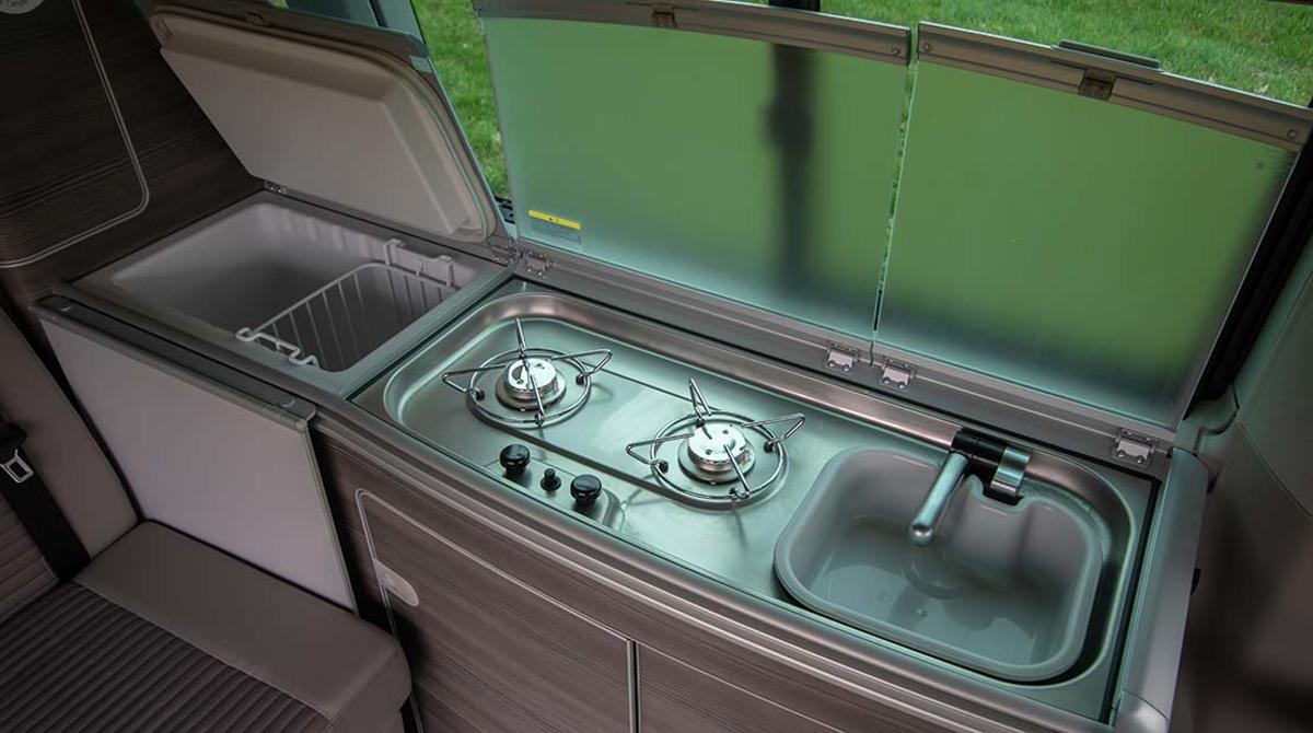 La VW California Ocean viene super equipada