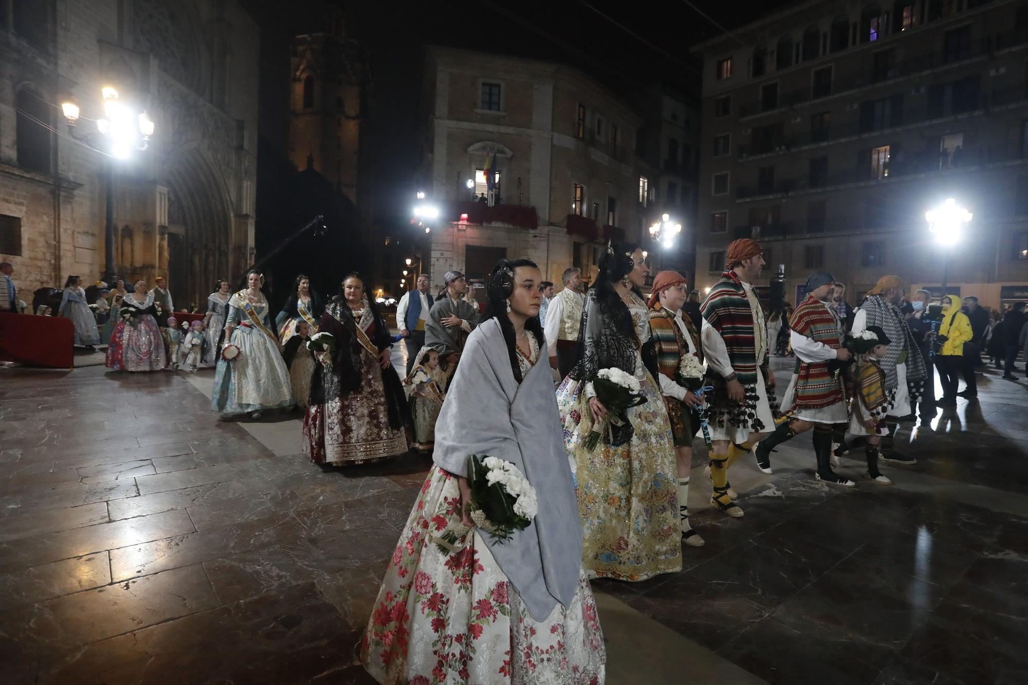 Búscate en la Ofrenda por la calle de la Paz (entre 20.00 y 21. 00 horas)