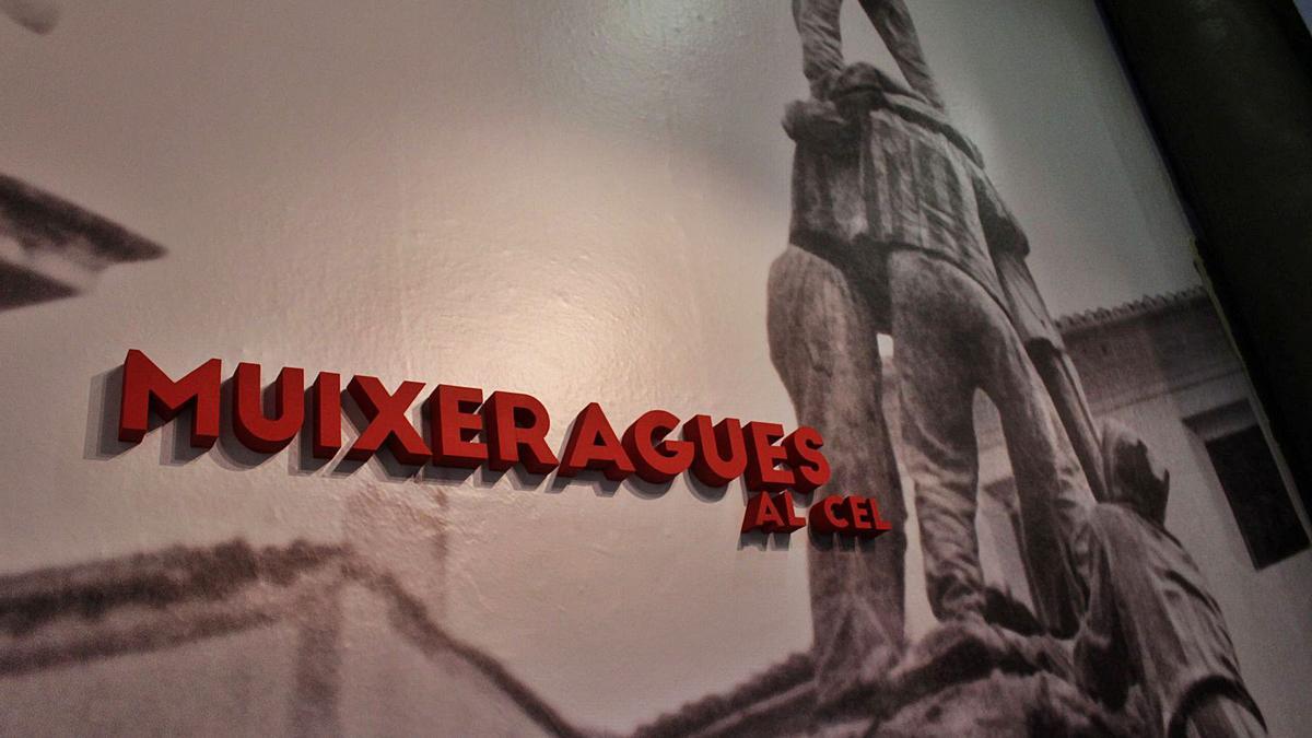 L’exposició «Muixerangues al cel»