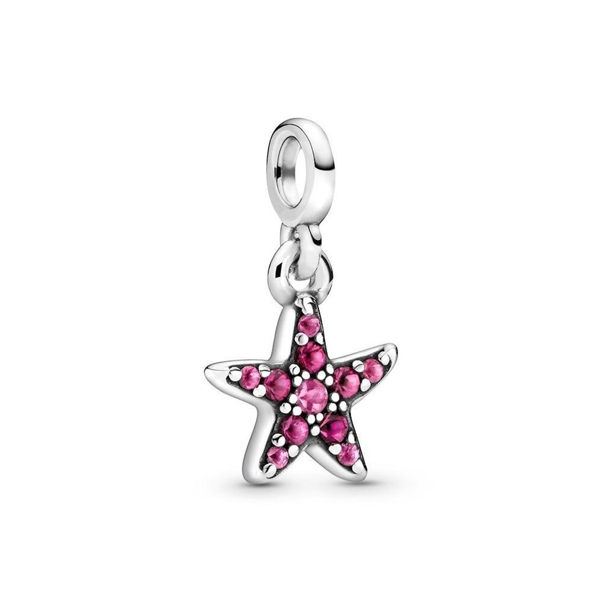 'Charm' estrella de mar diseñado por Millie Bobby Brown para Pandora Me. (Precio: 19 euros)