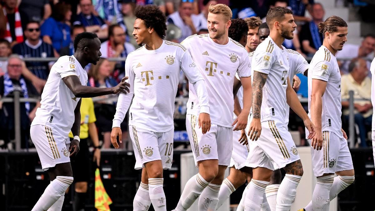 Los jugadores del Bayern celebran el gol de Sané contra el Bochum