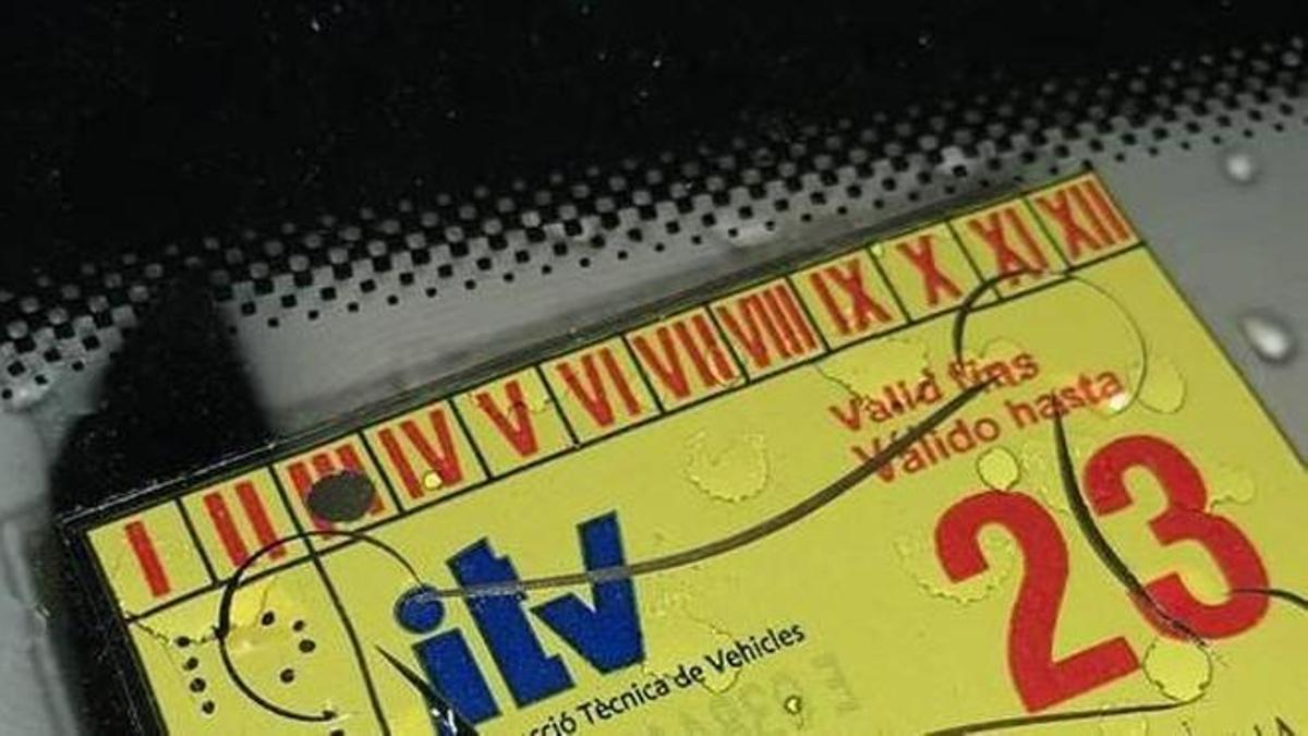 Los conductores deben respetar los plazos para pasar la ITV