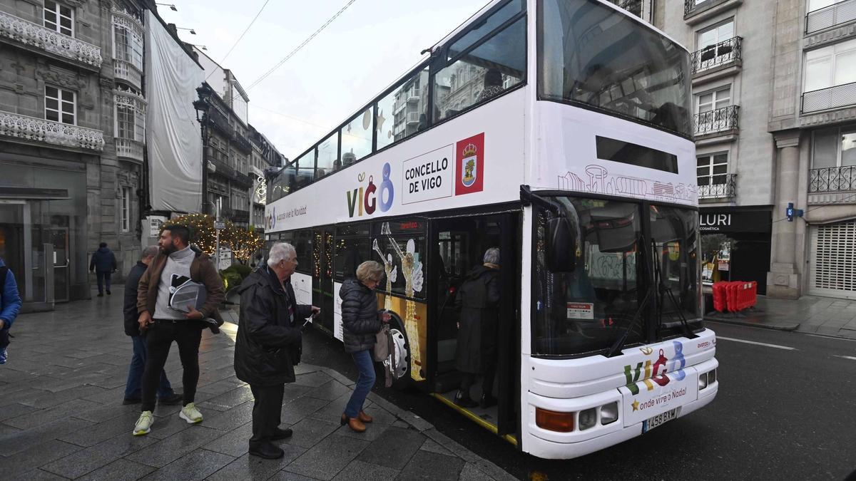 Nuevo bus diseño del Nadal Bus de Vigo que empezó a circular este domingo
