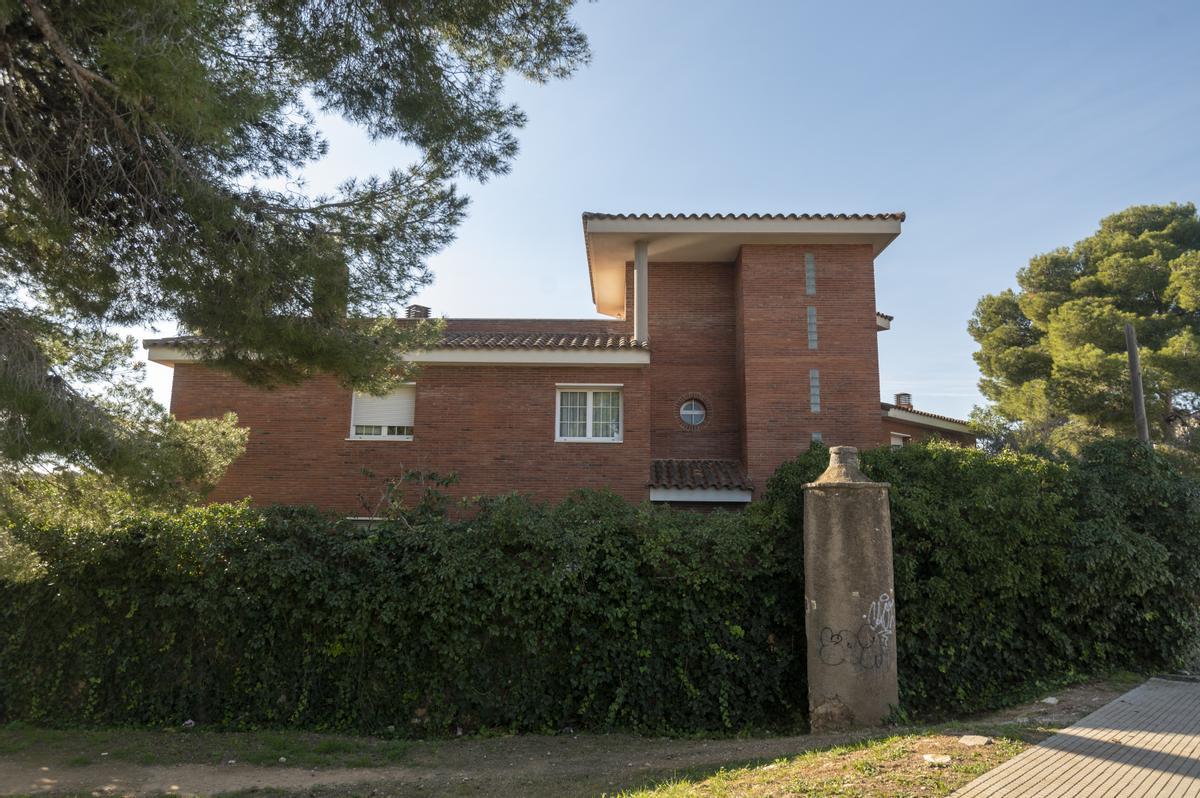 La vivienda donde estaba prevista la instalación del centro de menores tutelados en el pueblo d'Els Pallaresos.