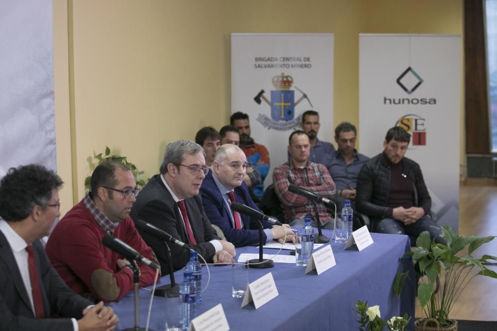 Rueda de prensa de los mineros que participaron en el rescate de Julen