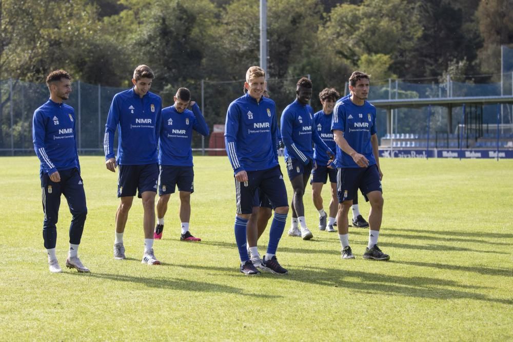 Entrenamiento del Oviedo tras el derbi