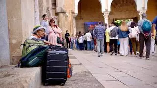 Córdoba roza el medio millón de turistas alojados en hoteles hasta mayo, pero no supera el récord prepandemia