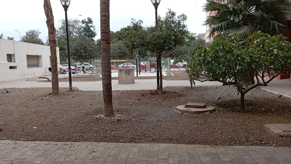 El jardín de la Hermana Sabina, en obras este mes y con nuevo parque infantil.