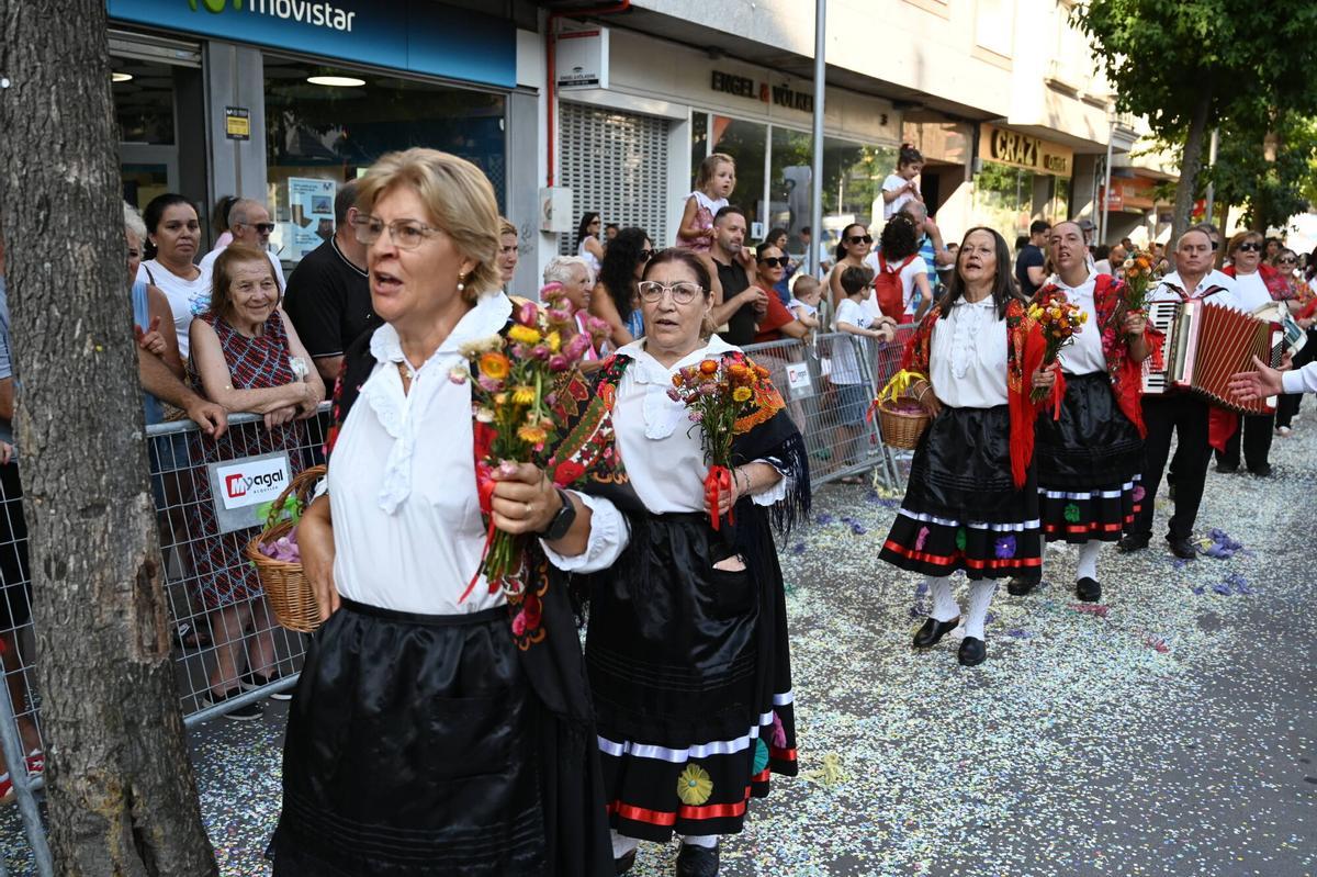 El desfile de la Batalla de las Flores de Pontevedra, en imágenes El desfile de la Batalla de las Flores de Pontevedra, en imágenes