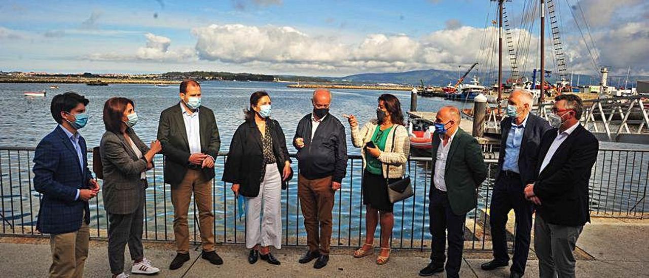 Diputados y senadores populares, ayer en Vilanova.