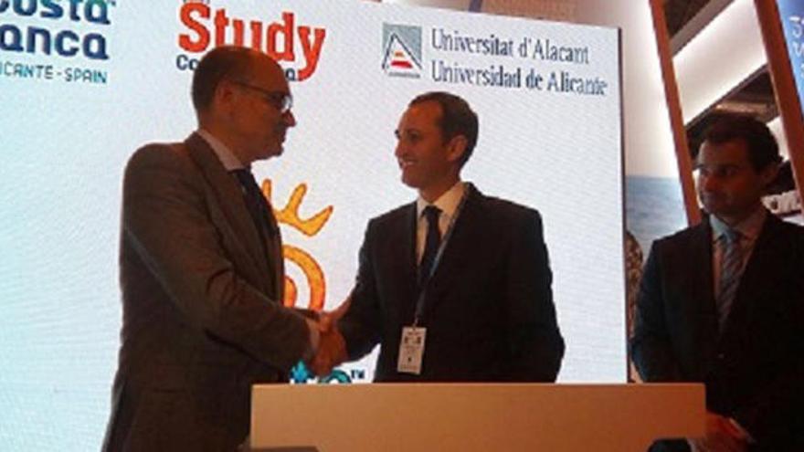 La Universidad de Alicante apuesta por el turismo cultural e idiomático