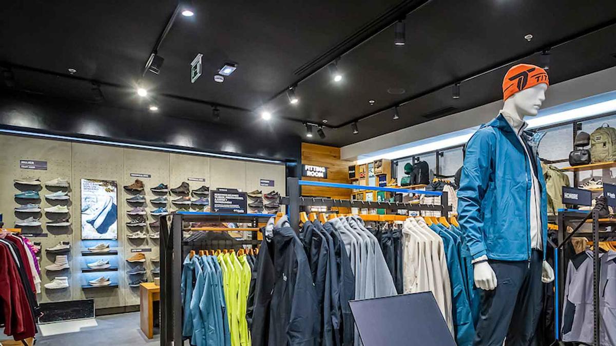 La marca de esquí y deportes de montaña más famosa abre su primera tienda en Asturias, la segunda en el norte de España: una parada perfecta para quienes buscan equiparse con productos de alta calidad