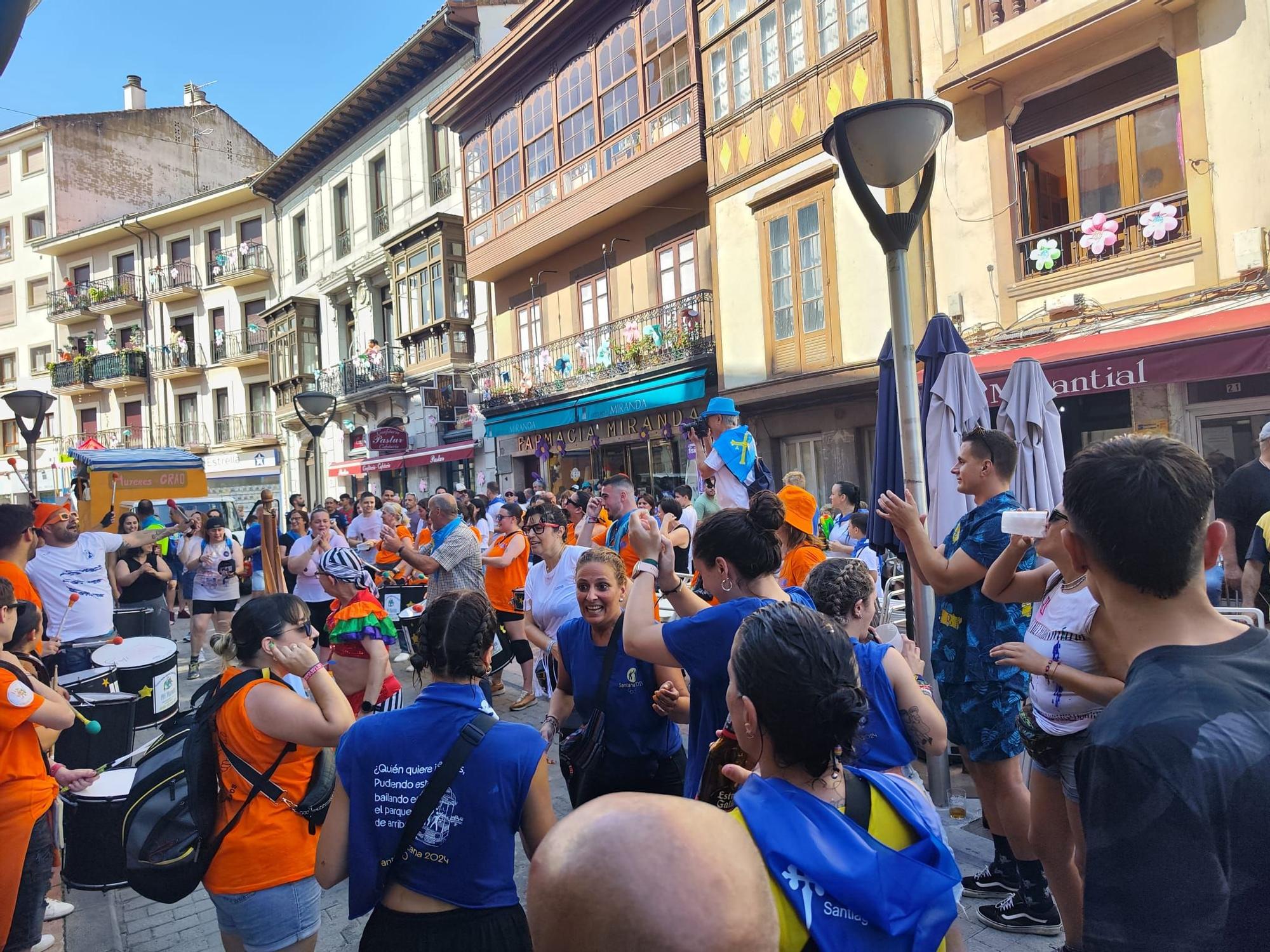 Grado se remoja por Santiago y Santa Ana