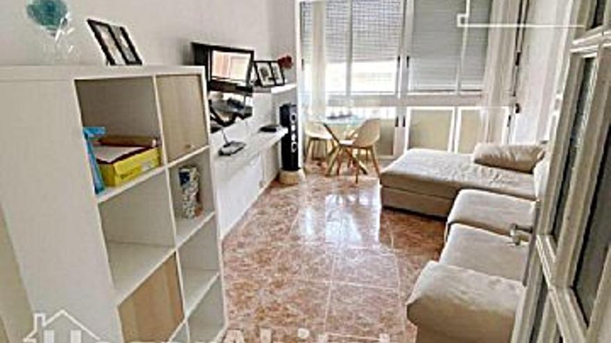 120.000 € Venta de piso en Castellar Oliveral (Valencia) 79 m2, 3 habitaciones, 1 baño, 1.519 €/m2, 2 Planta...