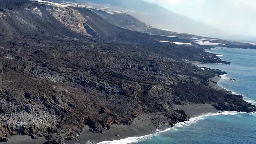 El IGME pide preservar coladas junto al acantilado donde se formó la primera fajana del volcán de La Palma