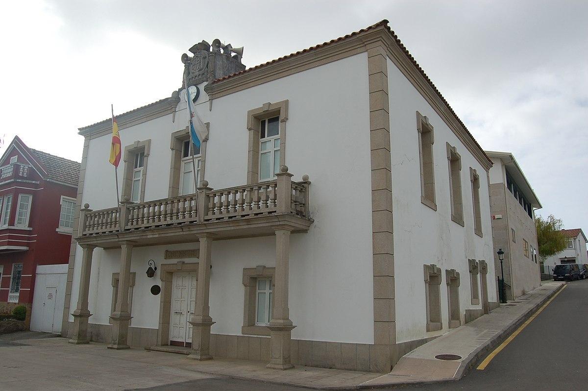 Casa consistorial del ayuntamiento de Ponteceso