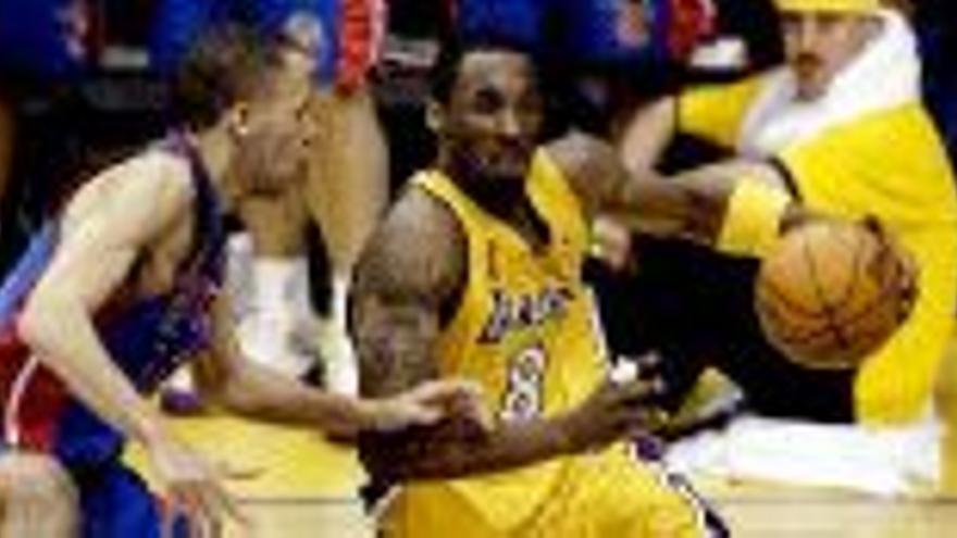 LOS LAKERS IGUALAN LA FINAL DE LA NBA