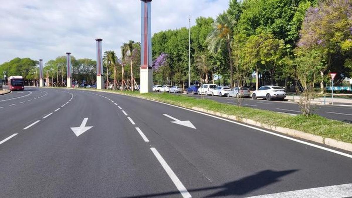 Fin de las obras de reajardinamiento de la mediana de Torneo y Concejal Jiménez-Becerril