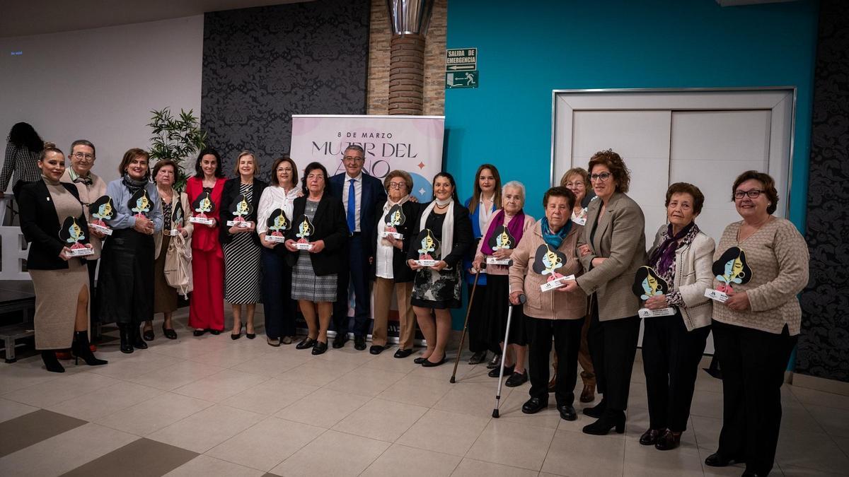 Durante la gala se ha premiado a 19 mujeres de la comarca de la Axarquía.