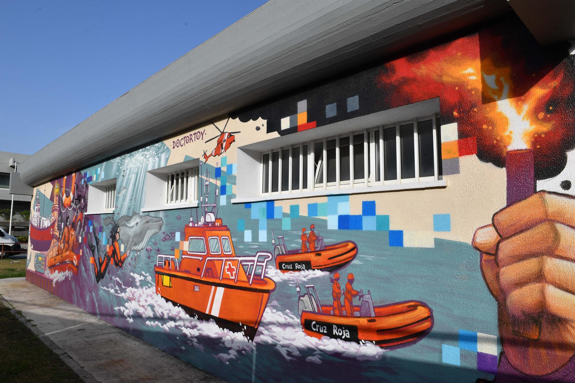 Un mural para el servicio de Salvamento Marítimo de Cruz Roja en A Coruña