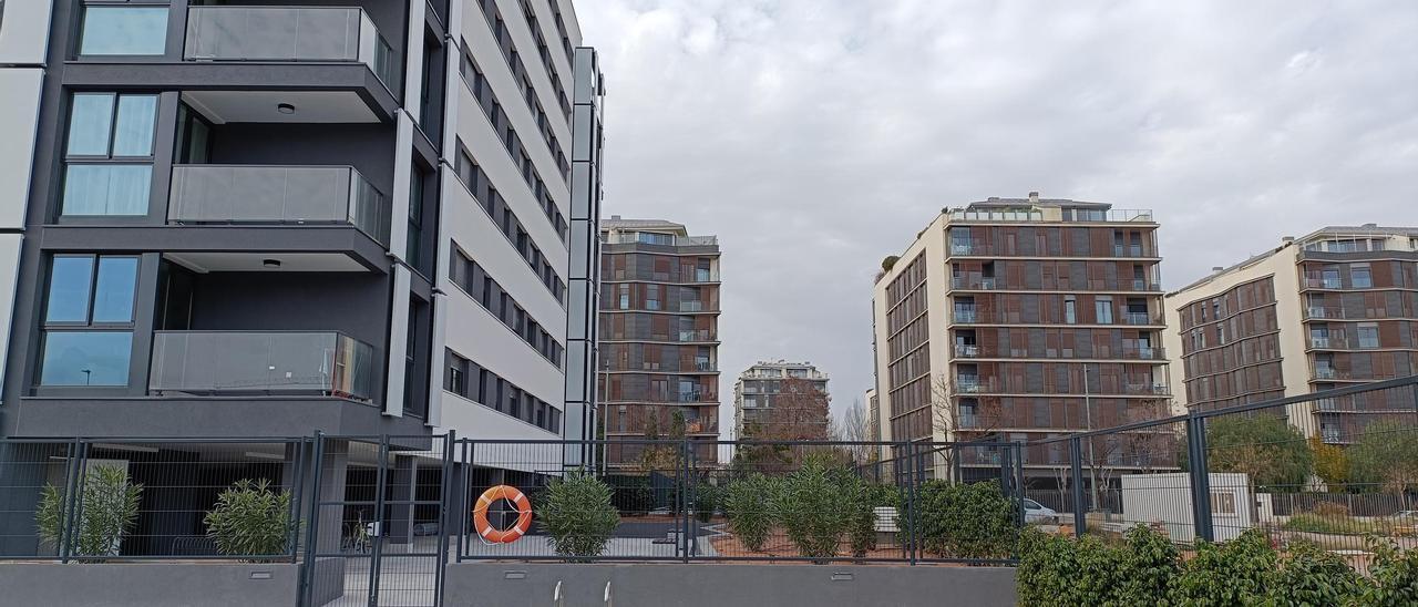 La puesta en marcha de nuevas promociones inmobiliarias en Castelló ha animado la actividad en la capital.