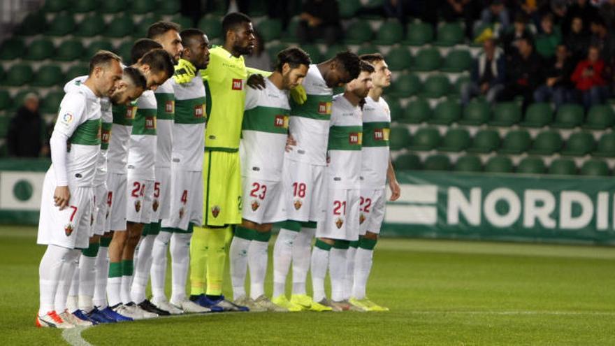 Alexander jugó de titular ante el Sporting en el Martínez Valero