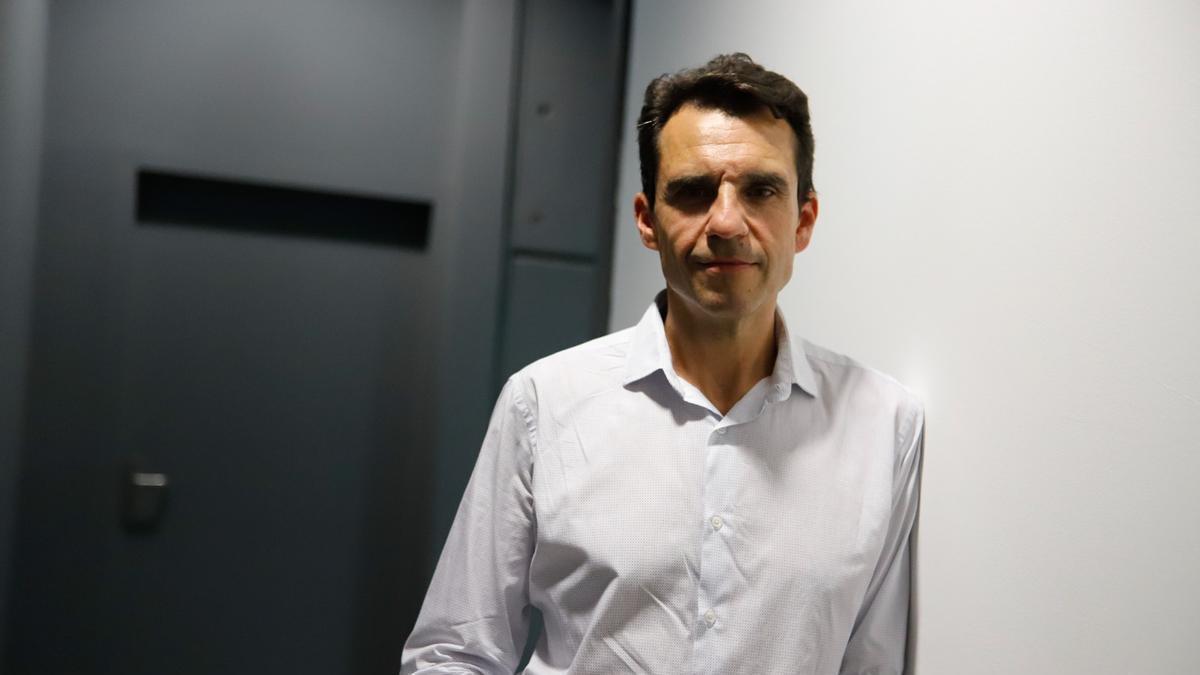 El director del Centro de Estudios de Física del Cosmos de Aragón (CEFCA) en Teruel, Javier Cenarro, esta semana en Zaragoza.