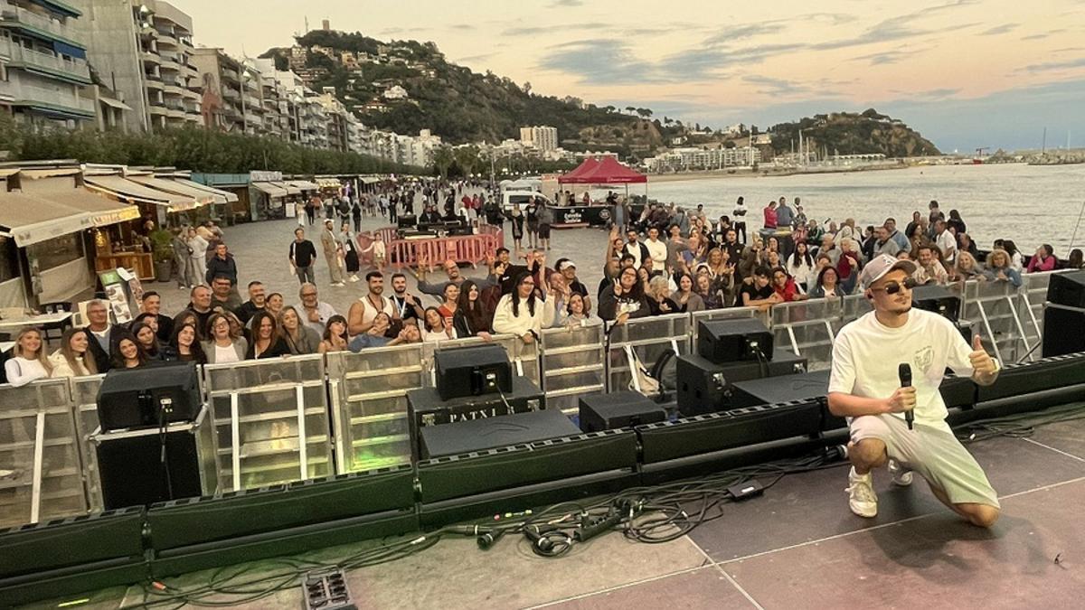 L'actuació de l'artista de Blanes Jordi SB.