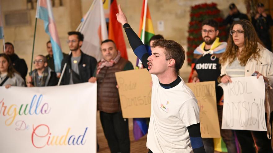 El colectivo LGTBIQ de Elche reclama la dimisión de Aurora Rodil
