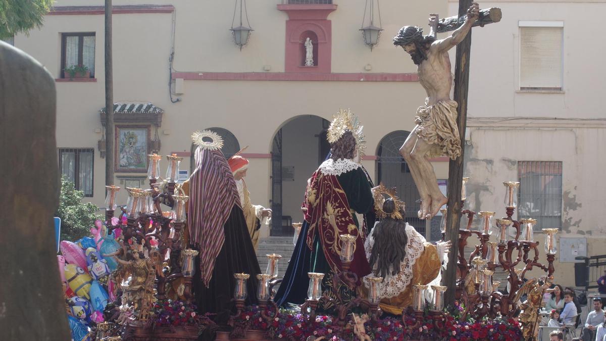 Salesianos por la plaza de Capuchinos el Miércoles Santo de 2023