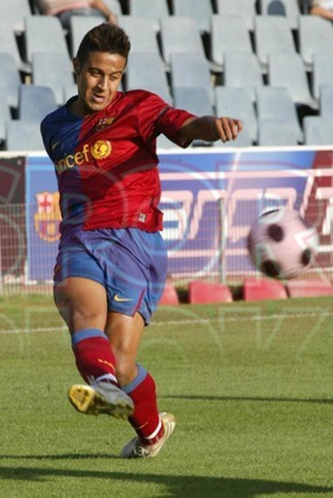 8 Thiago Alcántara - 2008-09