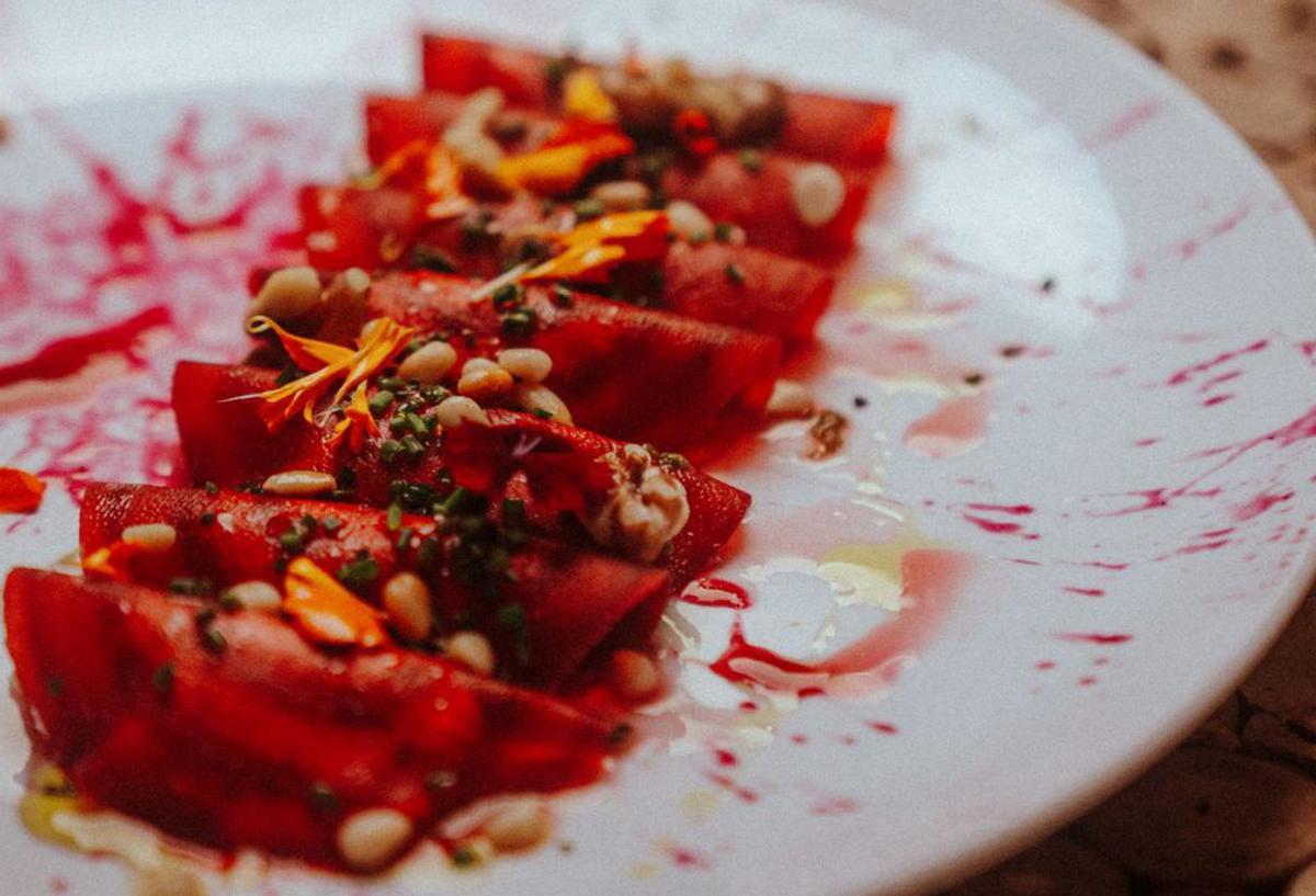 Pétalos de remolacha del restaurante Amante. | AIYANNA IBIZA
