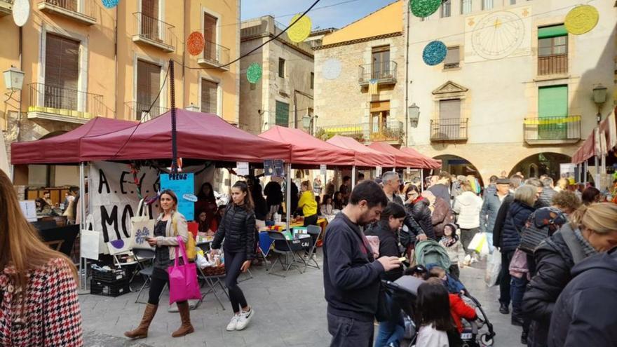 La Fira de Sant Andreu de Torroella reivindica el comerç de proximitat