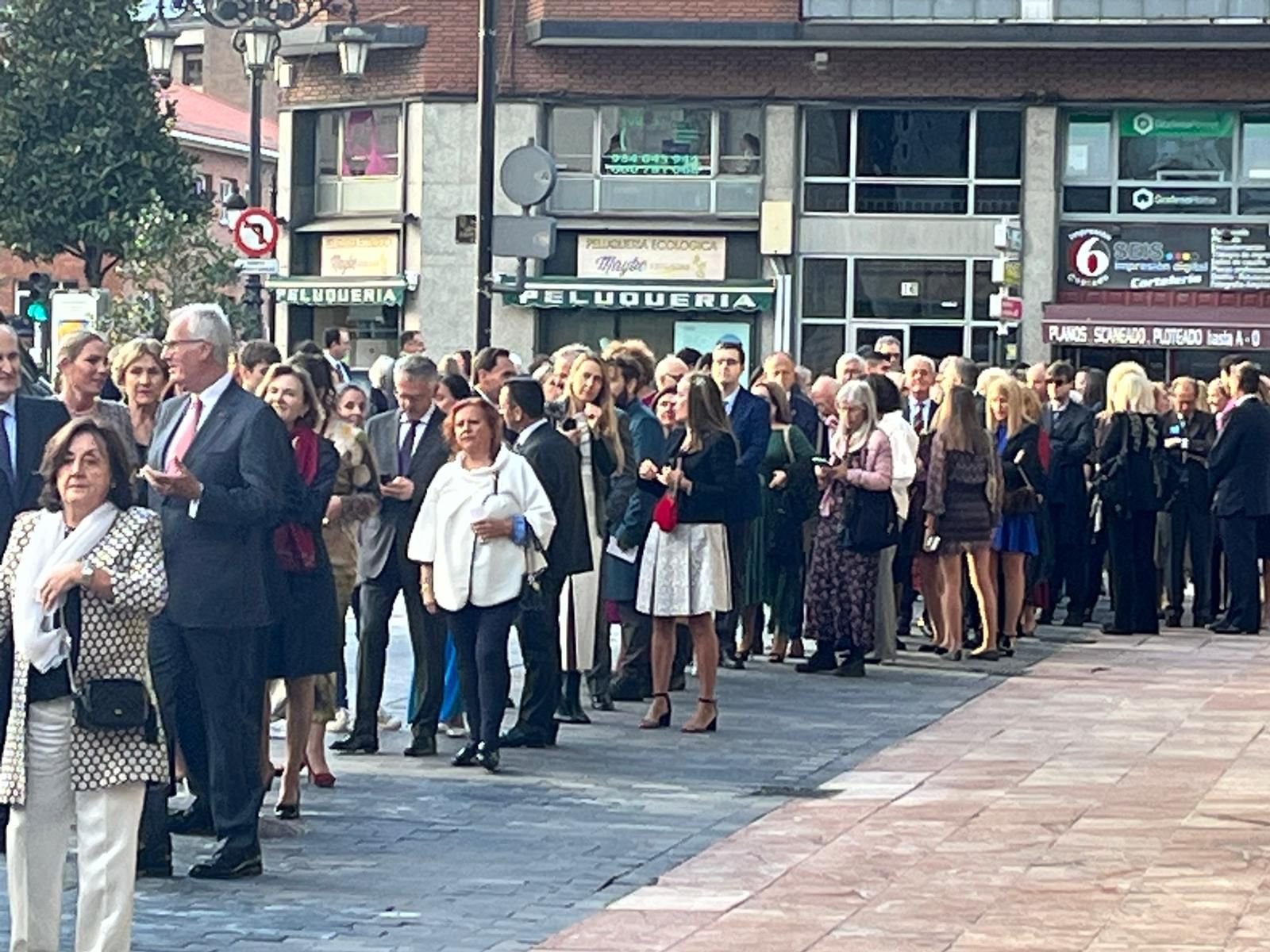 EN IMÁGENES: La Familia Real asiste en Oviedo al concierto de los premios "Princesa de Asturias"