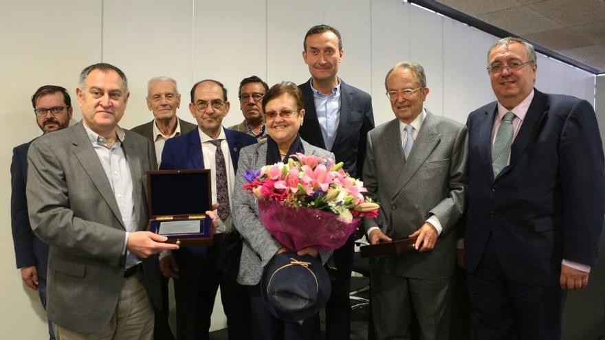 Homenaje del &quot;lobby&quot; del agua de Alicante a la expresidenta de la Diputación Luisa Pastor