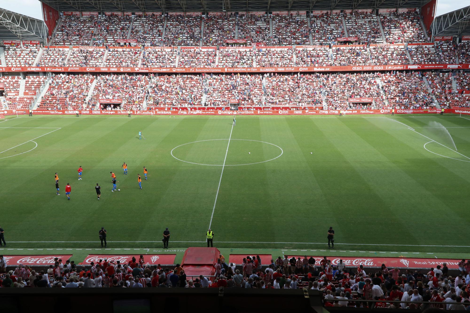 En imágenes: El Sporting se divierte ante el Andorra