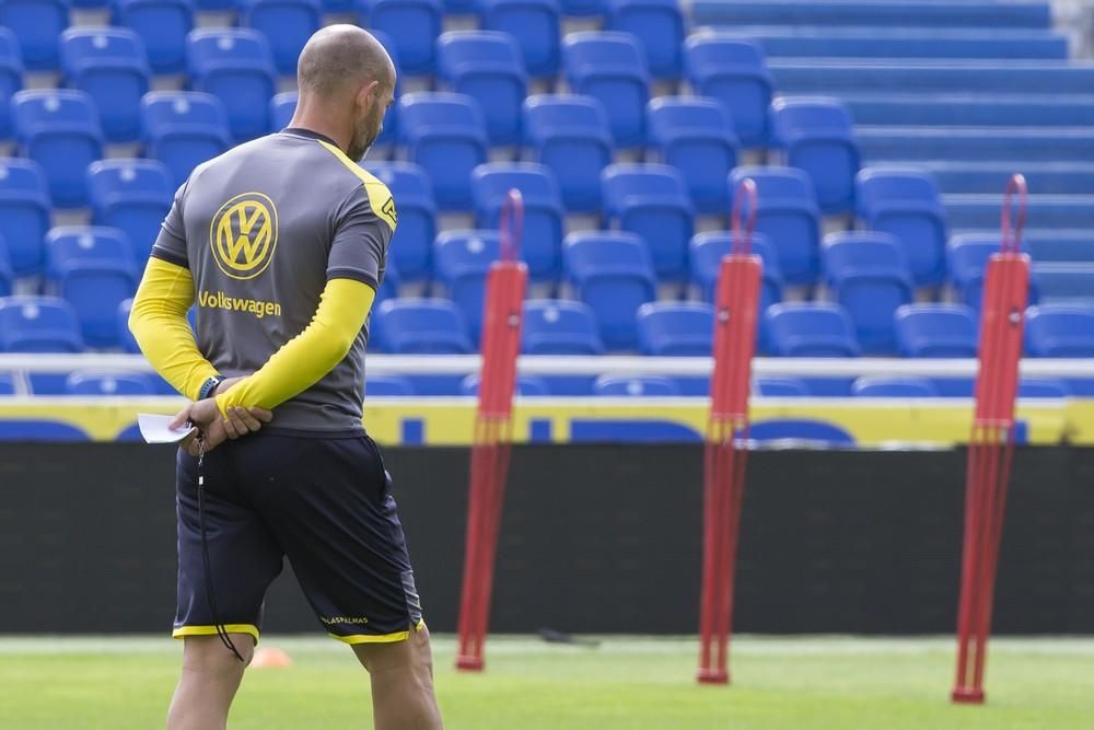 Entrenamiento de la UD previo al partido contra el Betis (18/04/2018)