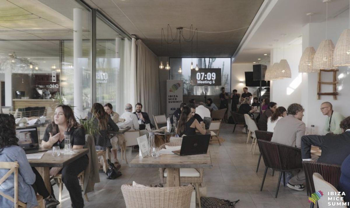 La maestra de ceremonias, Ilaria Mulinacci.