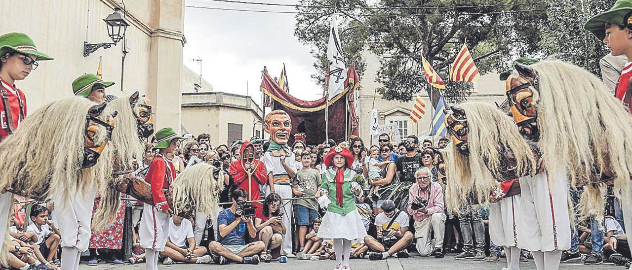 La canícula: L’agost és el mes de les festes a la fresca