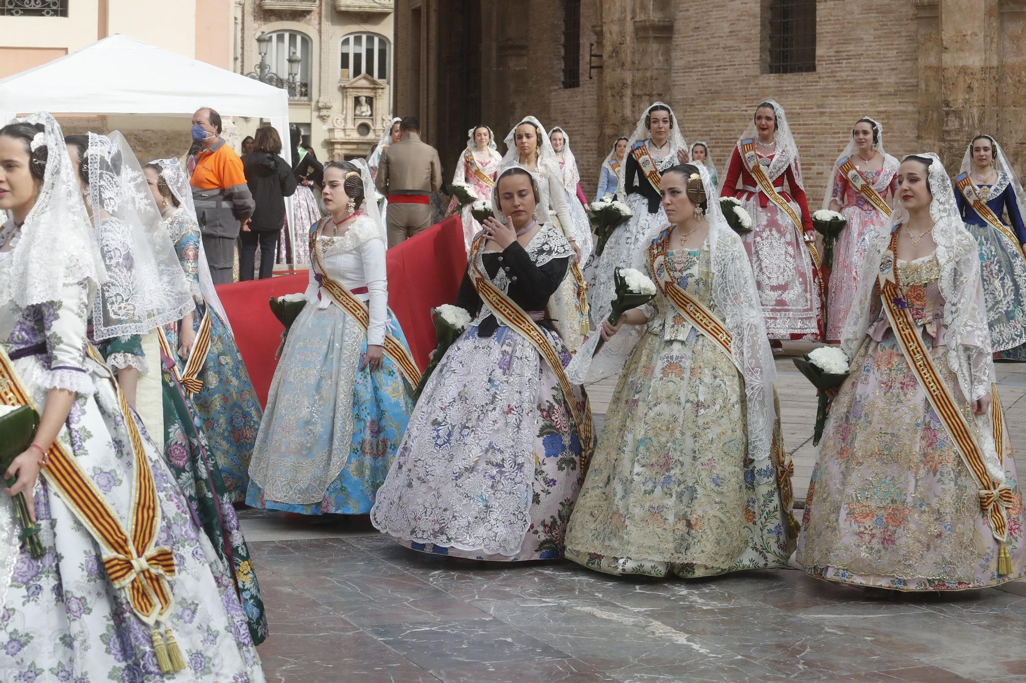 Búscate en el segundo día de ofrenda por la calle de la Paz (entre las 15:30 a las 17:00 horas)