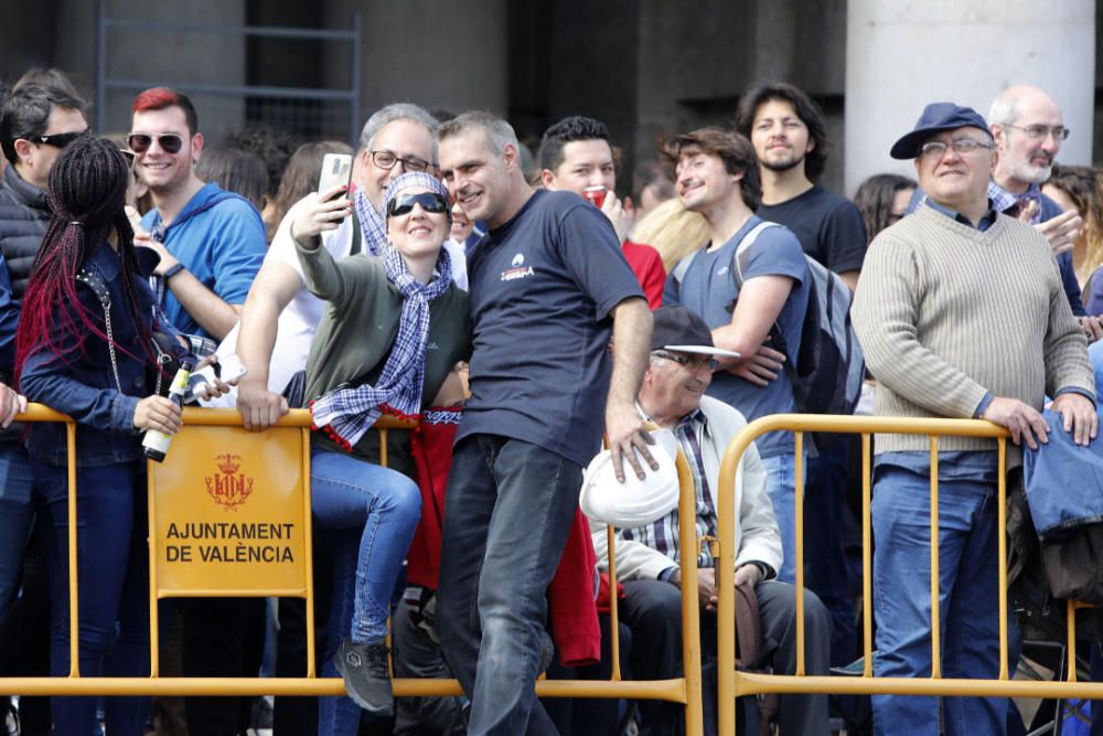 Búscate en la mascletà del 5 de marzo