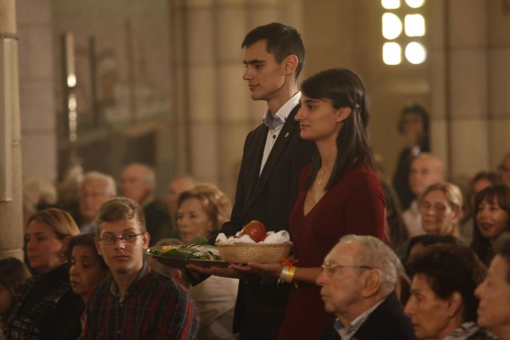 Misa del Día de Todos los Santos oficiada por el arzobispo de Oviedo