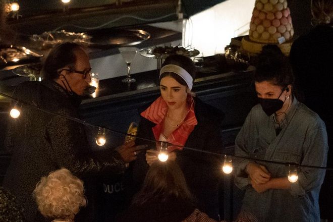 Lily Collins, experta en moda