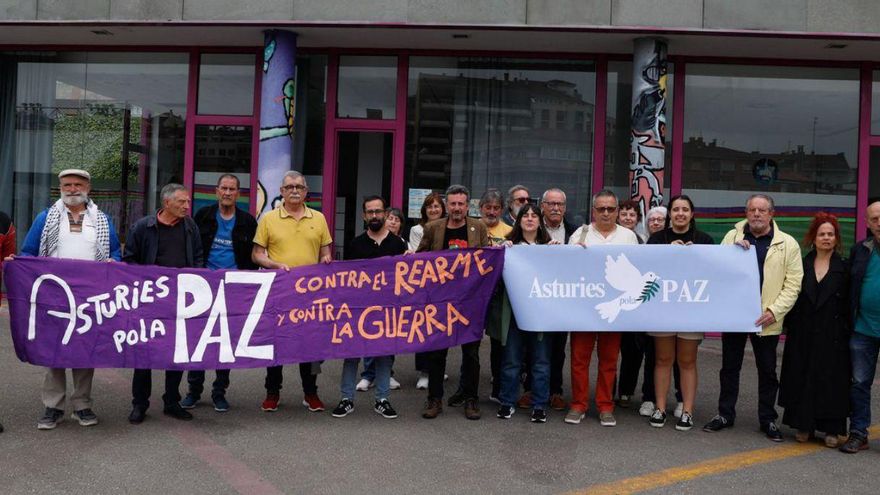 Manifiesto por la paz en el edificio Fuero | MARA VILLAMUZA