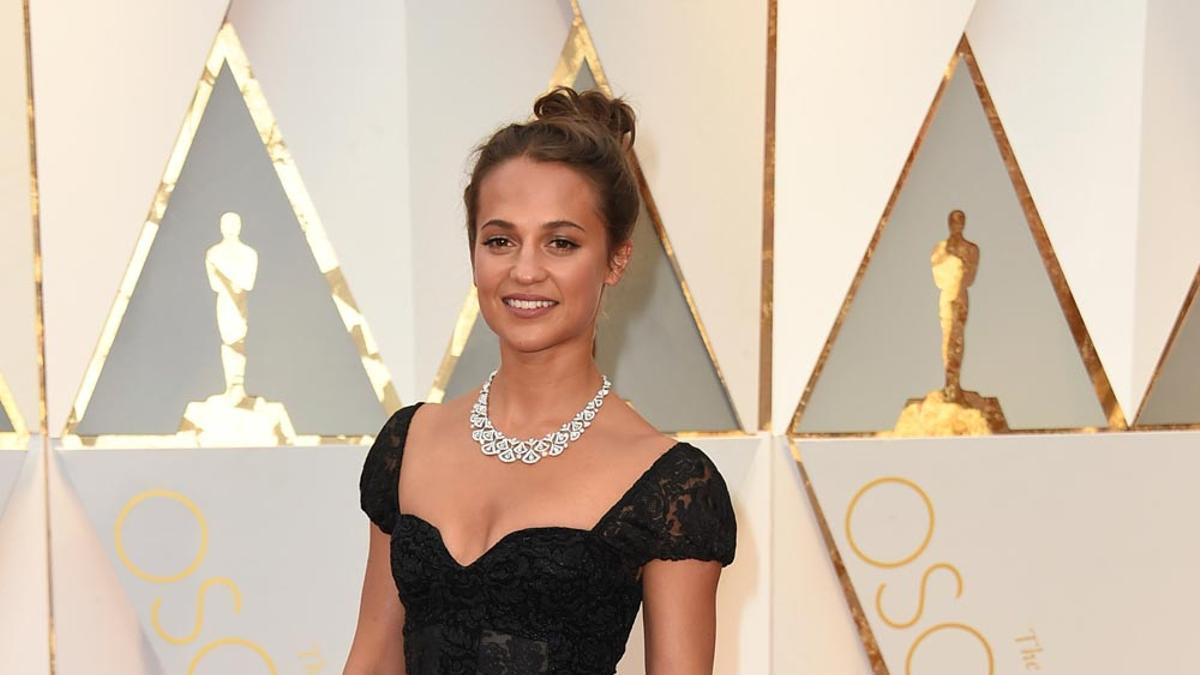 Oscar 2017: Alicia Vikander, de Louis Vuitton