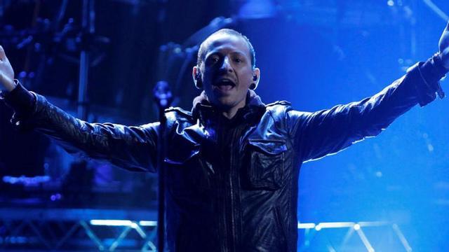 La banda se ha despedido de su vocalista.